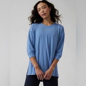 Athleta Inspire Cottage Blue Top Large